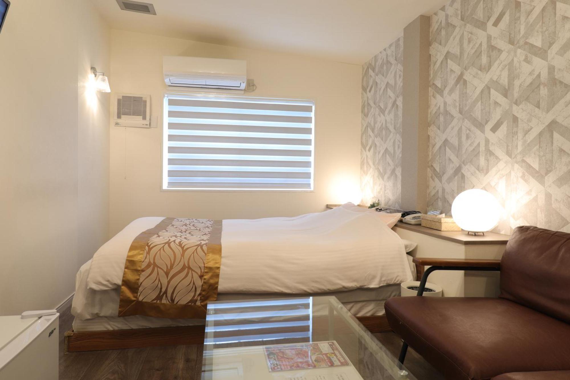 天然個室温泉 Hotel Lafontaine 諏訪 (Adults Only) Szuva Kültér fotó