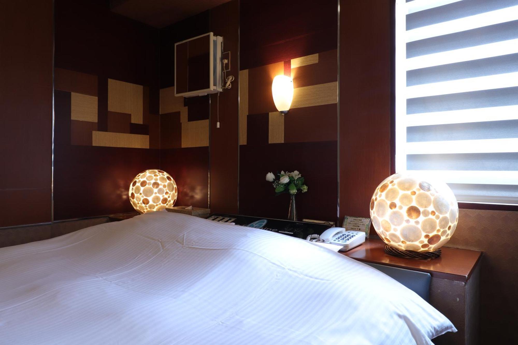 天然個室温泉 Hotel Lafontaine 諏訪 (Adults Only) Szuva Kültér fotó