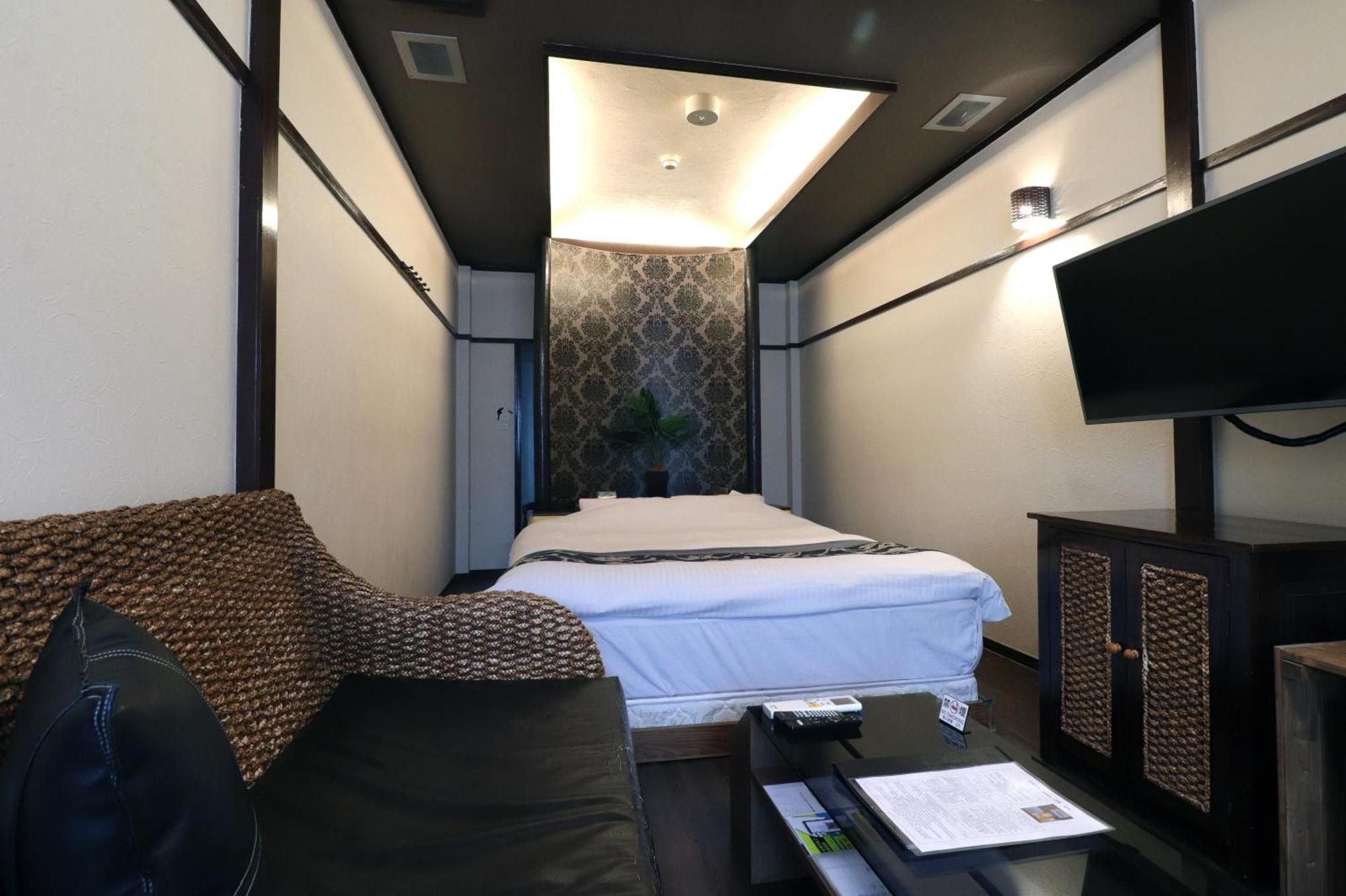 天然個室温泉 Hotel Lafontaine 諏訪 (Adults Only) Szuva Kültér fotó