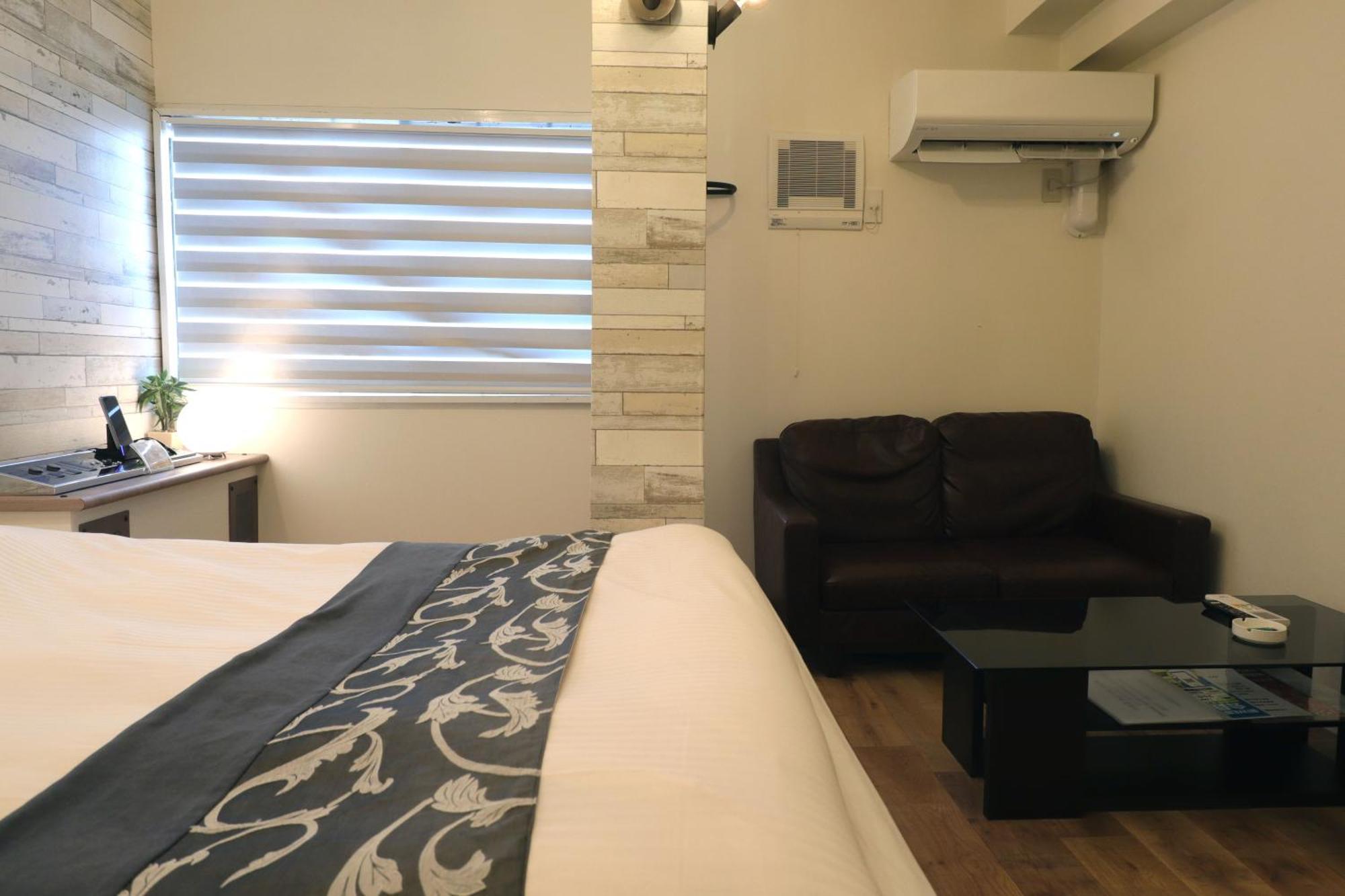 天然個室温泉 Hotel Lafontaine 諏訪 (Adults Only) Szuva Kültér fotó